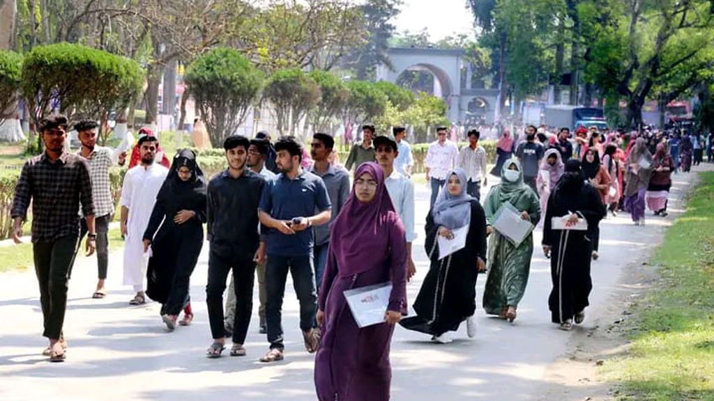 সারা দেশে গুচ্ছের ‘বি’ ইউনিটে উপস্থিতি ৮২.৪৫ শতাংশ
