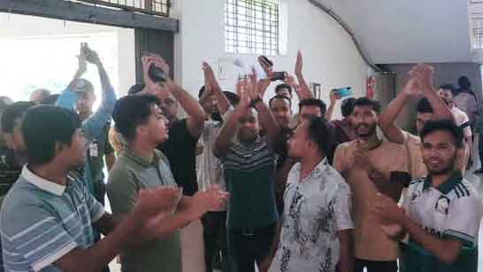 ইবিতে শিক্ষক নিয়োগে ছাত্রলীগের সংশ্লিষ্টতার অভিযোগে ছাত্রদলের বিক্ষোভ