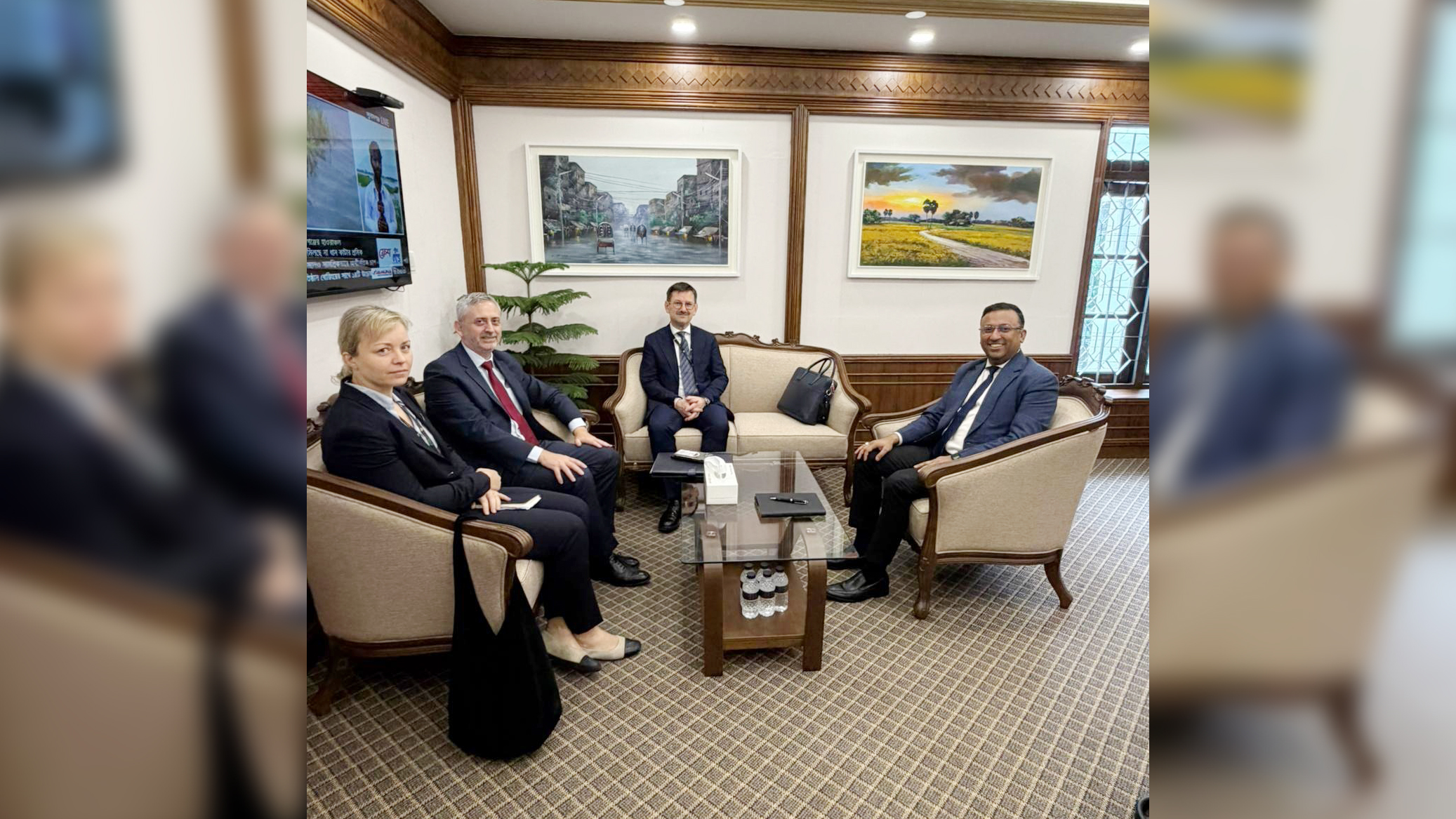 প্রধানমন্ত্রীর পররাষ্ট্র বিষয়ক উপদেষ্টার সঙ্গে ইইউ প্রতিনিধির সৌজন্য সাক্ষাৎ