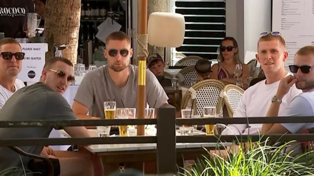 অ্যাশেজে ক্রিকেটারদের মদ্যপান নিয়ে তদন্তে কী পেল ইংল্যান্ড