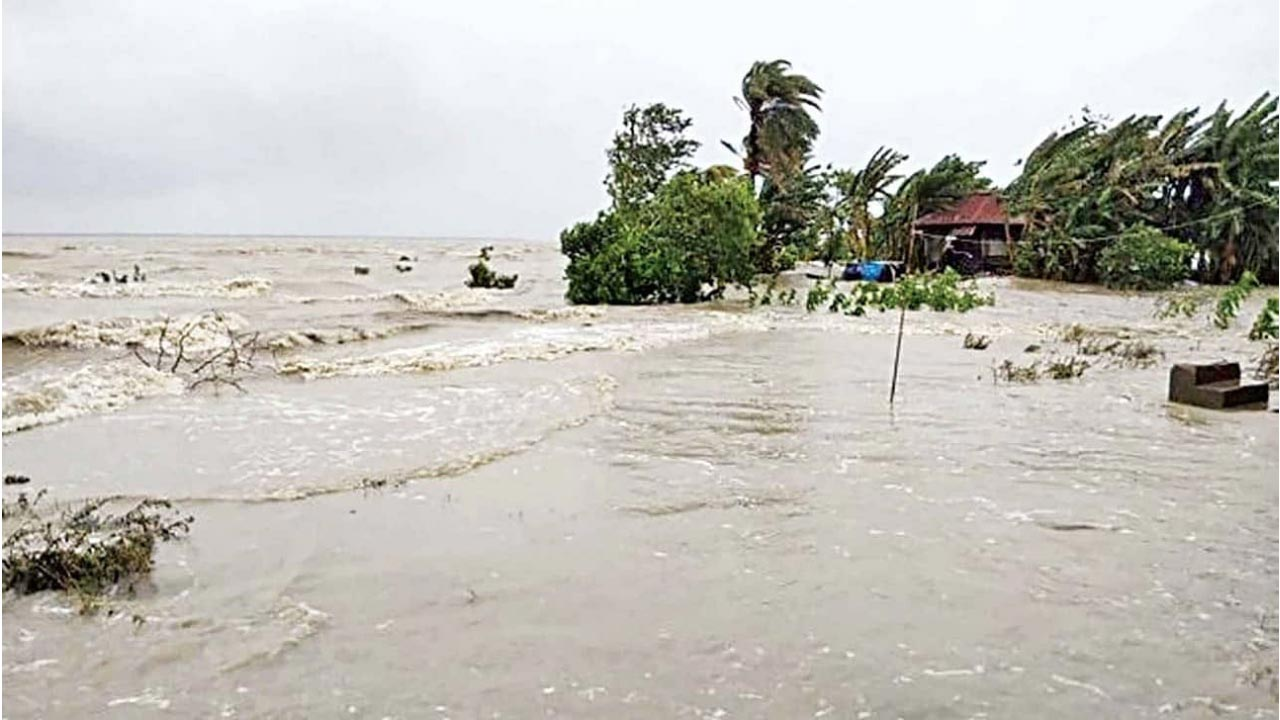 জলবায়ু পরিবর্তনের ঝুঁকি মোকাবিলায় বরাদ্দ ১০০ কোটি টাকা
