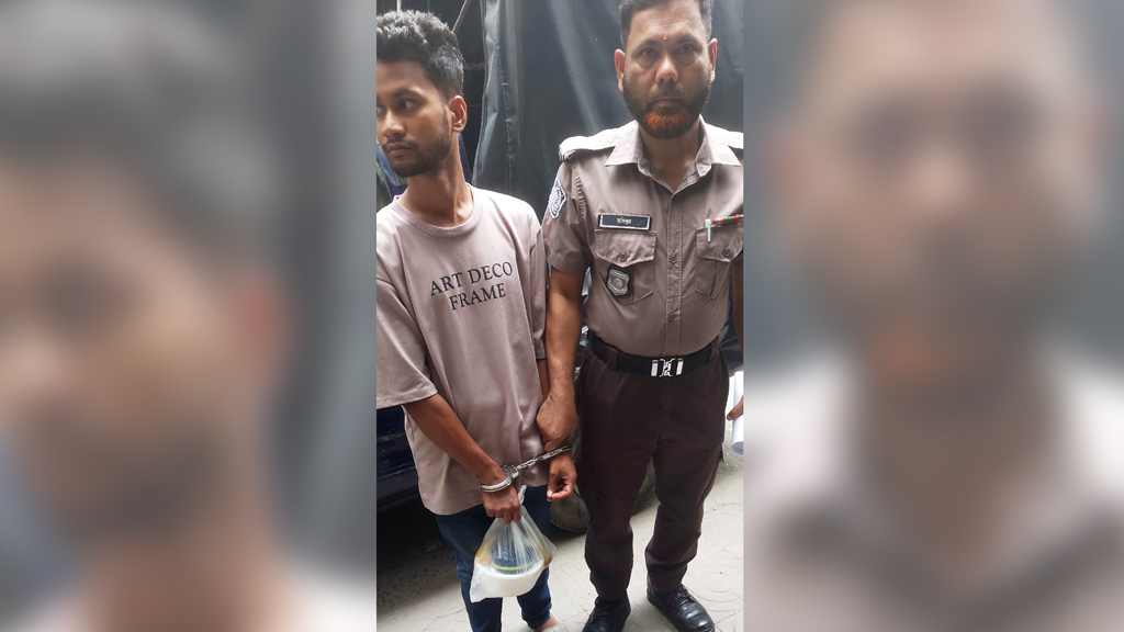 ‘শীর্ষ সন্ত্রসী’ পলাশকে গুলির ঘটনায় গ্রেপ্তার ব্যক্তি রিমান্ডে