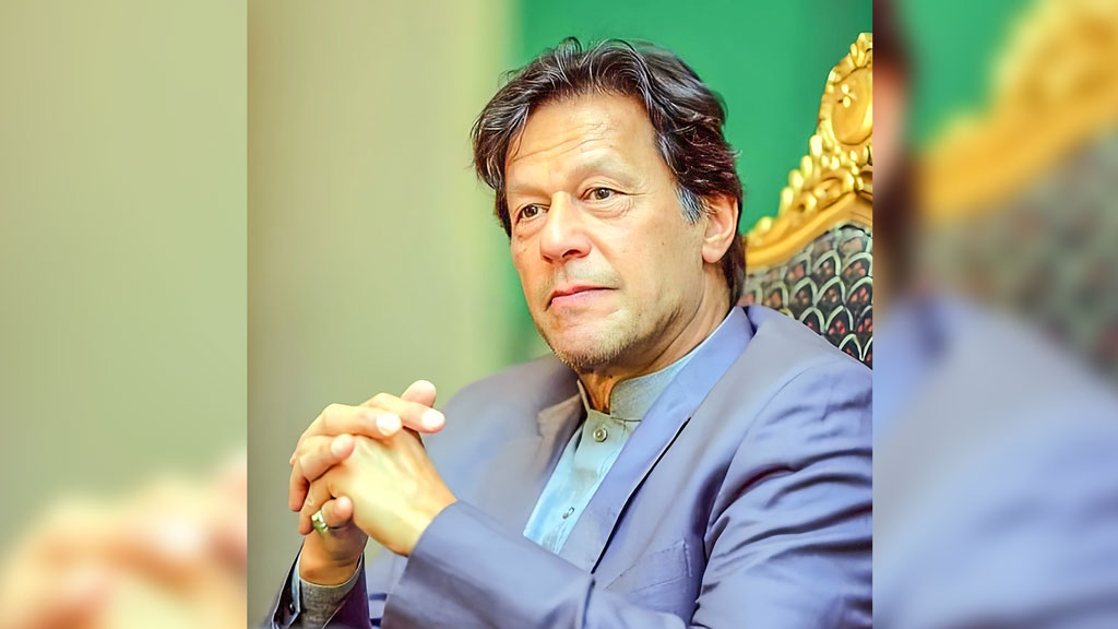 ইমরান খান প্রতিরোধের প্রতীক