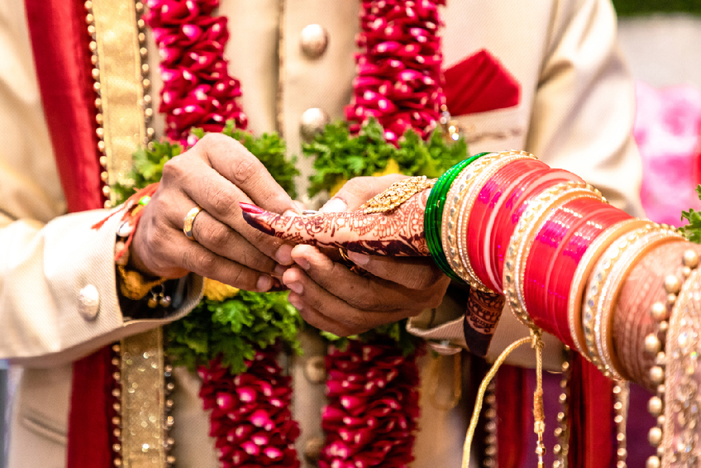 সন্তানেরা বাবা-মার সম্পত্তি নয়, জীবনসঙ্গীর সিদ্ধান্তে তারা স্বাধীন: মুম্বাই হাইকোর্ট
