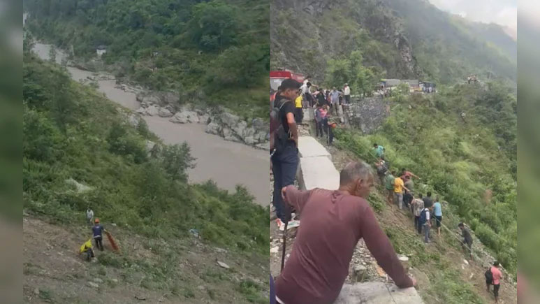 ভারতে বাস নদীতে পড়ে নিহত ১, নিখোঁজ ১০