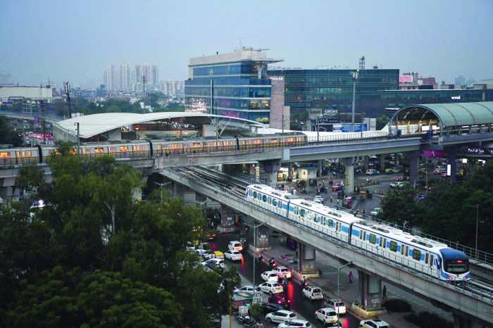 আড়াই লাখ কোটি রুপির মেট্রোরেলে কেন আশানুরূপ যাত্রী পাচ্ছে না ভারত