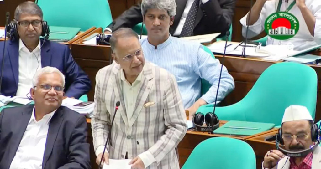 দেশে চাহিদা অনুযায়ী বিদ্যুতের ঘাটতি নেই: সংসদে মন্ত্রী