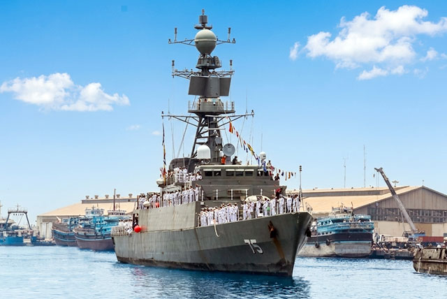 শ্রীলঙ্কার অদূরে ১৮০ আরোহী নিয়ে ডুবে গেছে ইরানি যুদ্ধজাহাজ, সাবমেরিন হামলার আশঙ্কা