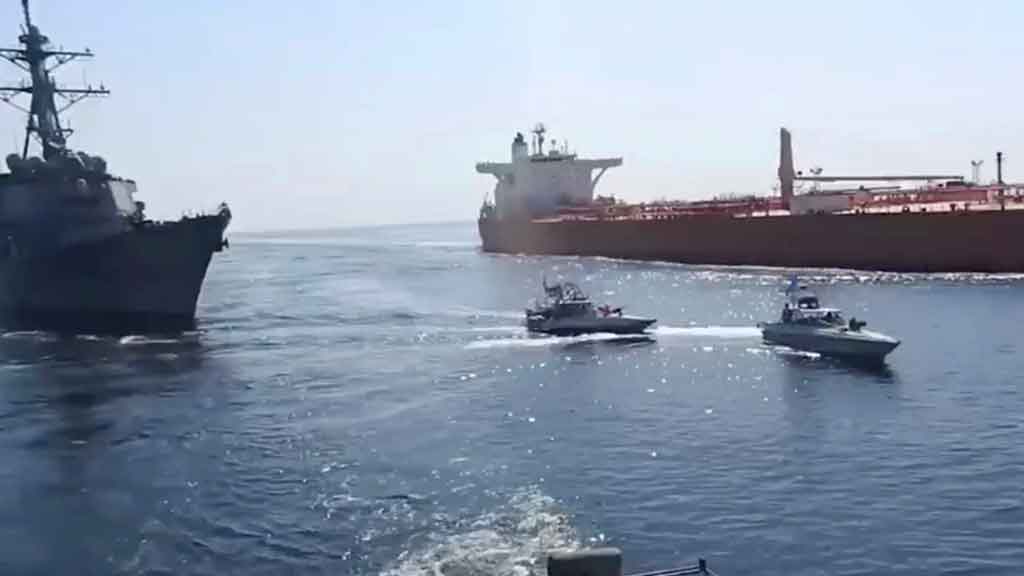 এবার ডিজেলবাহী ট্যাংকার জব্দ করল ইরান, বাংলাদেশিসহ ১৮ ক্রু আটক