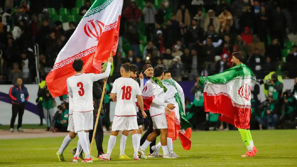 যুক্তরাষ্ট্রের ভিসা না পেয়ে বিশ্বকাপের ড্র বর্জন করল ইরান