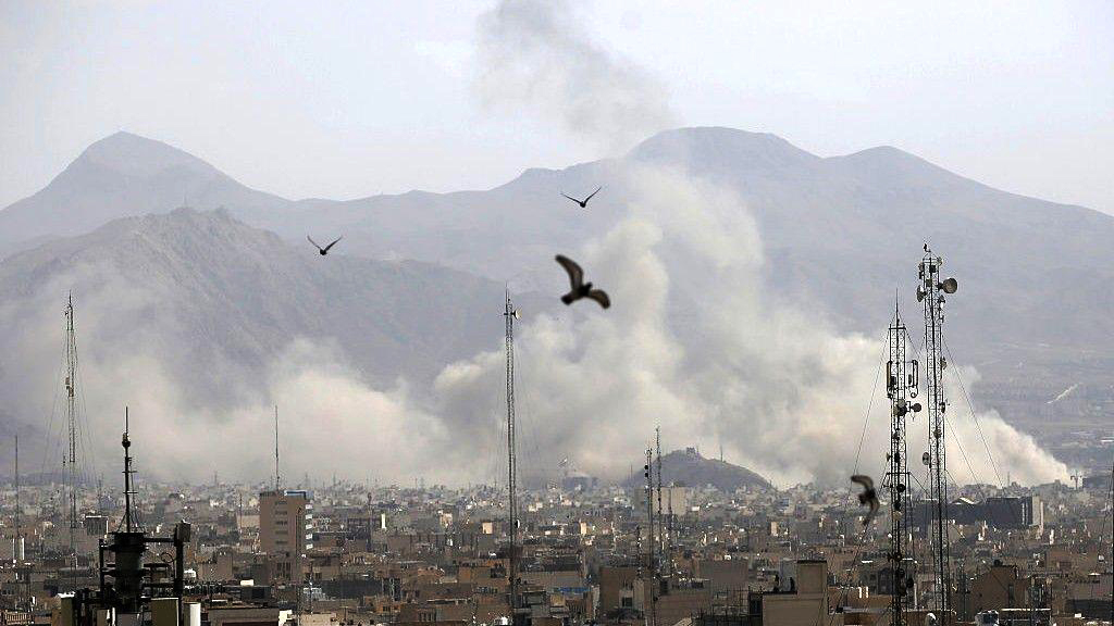 ইরানের দ্রুত জবাবে বড় পরীক্ষার মুখে যুক্তরাষ্ট্রের প্রতিরক্ষা ব্যবস্থা