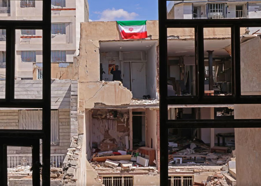 যুক্তরাষ্ট্র-ইসরায়েলের হামলায় ইরানের বিমান প্রতিরক্ষা কমান্ডার নিহত