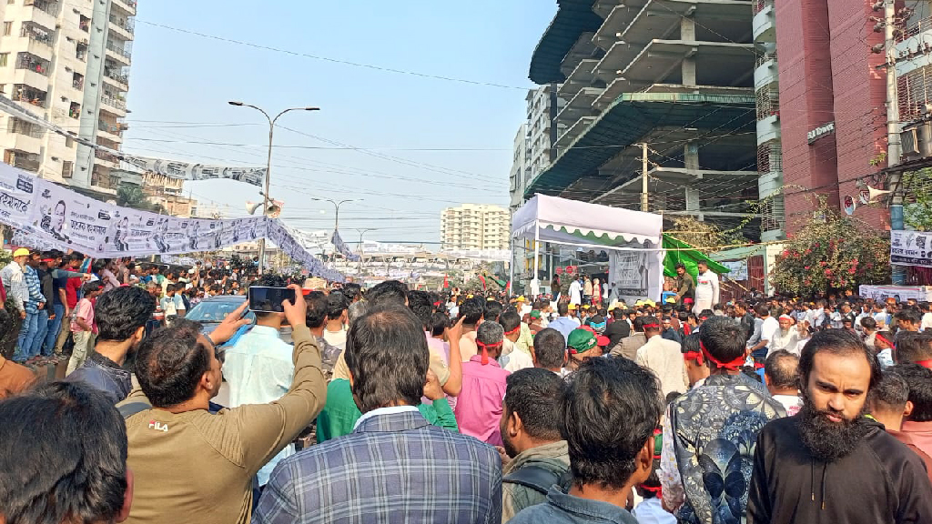 ইসিবি চত্বর থেকে ঢাকার পথসভা শুরু করছেন তারেক রহমান