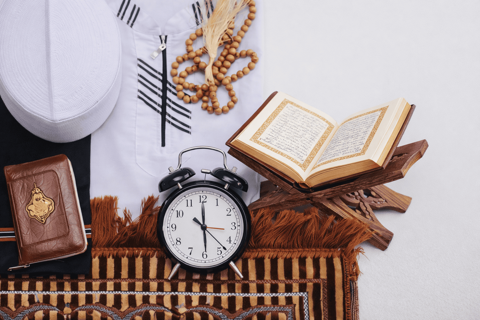 থার্টি ফার্স্ট নাইট: উল্লাস নয়, তওবাই হোক নতুন বছরের অঙ্গীকার