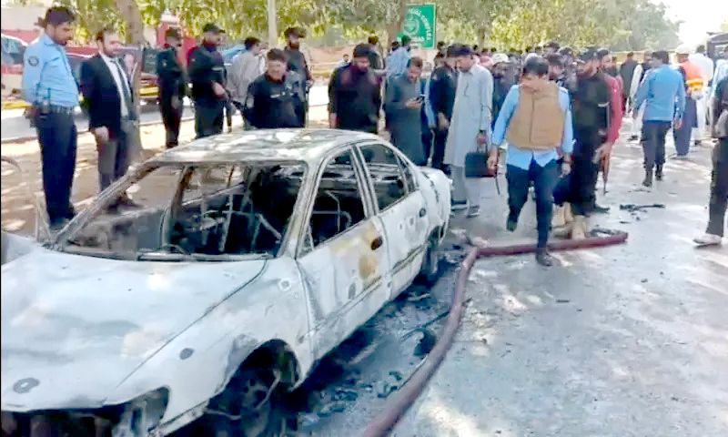 ইসলামাবাদে আদালত এলাকায় আত্মঘাতী বোমা হামলা, নিহত ১২