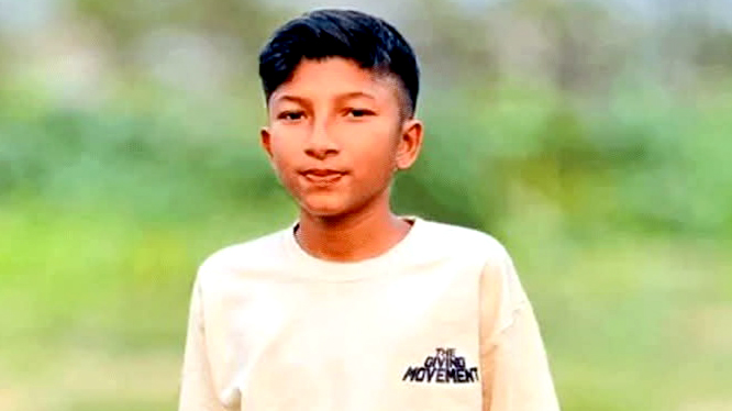 মাদক কারবারিদের সংঘর্ষের মধ্যে গুলিবিদ্ধ স্কুলছাত্র ঢামেকে, বের করা যায়নি গুলি