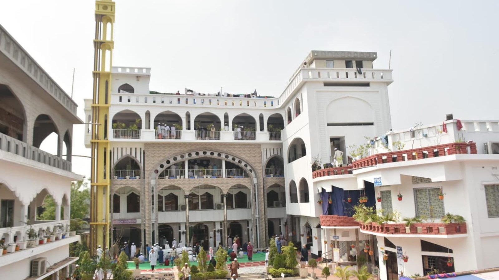 যশোরের এক মসজিদে ইতিকাফে দেশ-বিদেশের ১৭০০ মুসল্লি