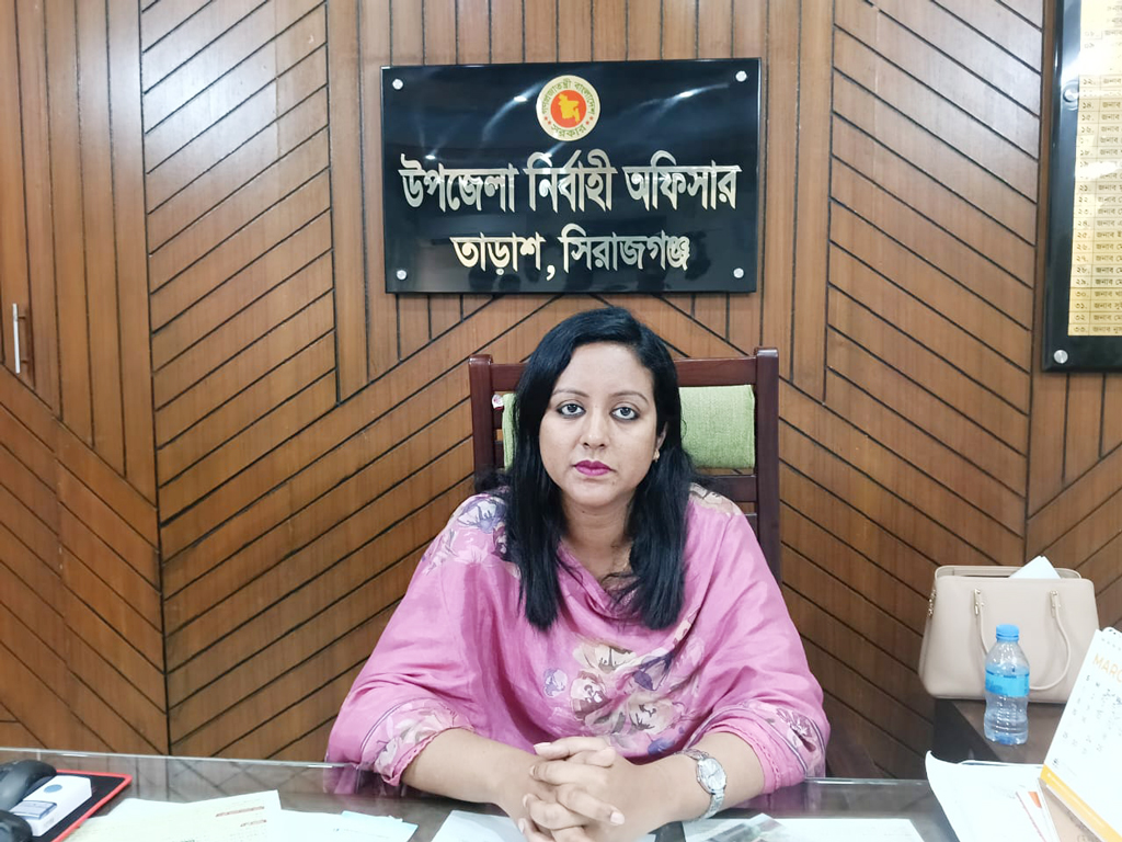 সিরাজগঞ্জে ‘অবৈধ মজুতকৃত জব্দ পেট্রল গায়েব’ সংবাদটি ভুল বলে দাবি ইউএনওর