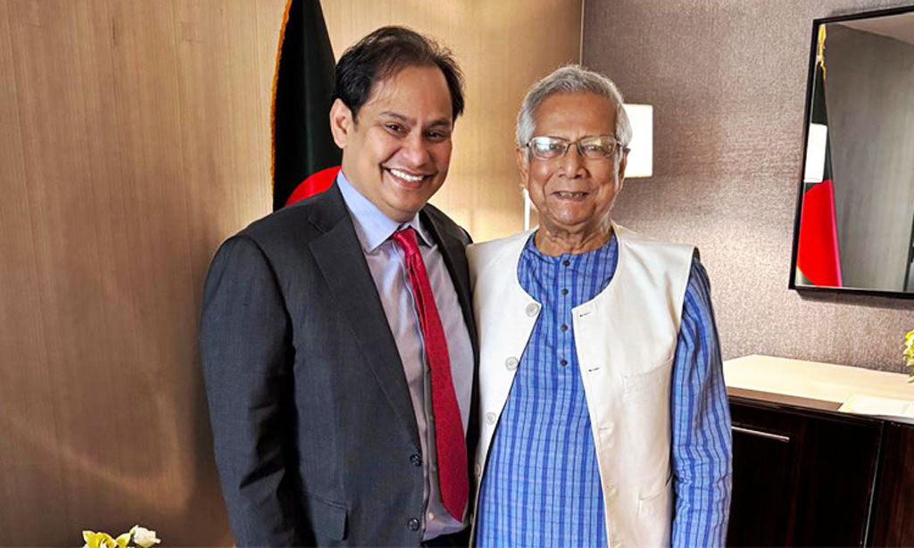 প্রধান উপদেষ্টার সঙ্গে সাক্ষাতে বাংলাদেশে বিনিয়োগে আগ্রহ প্রকাশ করলেন স্ন্যাপচ্যাটের সাবেক সিএসও