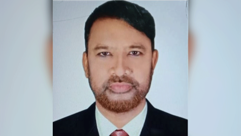 এনসিপির কমিটিতে নাম, সেই প্রাণিসম্পদ কর্মকর্তা বরখাস্ত