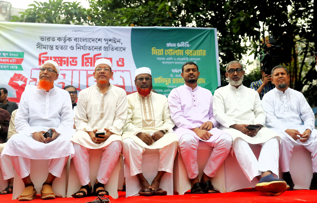 প্রধানমন্ত্রীর উপদেষ্টা দিল্লিতে প্রবেশ করতে না পারার ব্যাখ্যা দিতে পারেননি—সরকারকে পরওয়ার