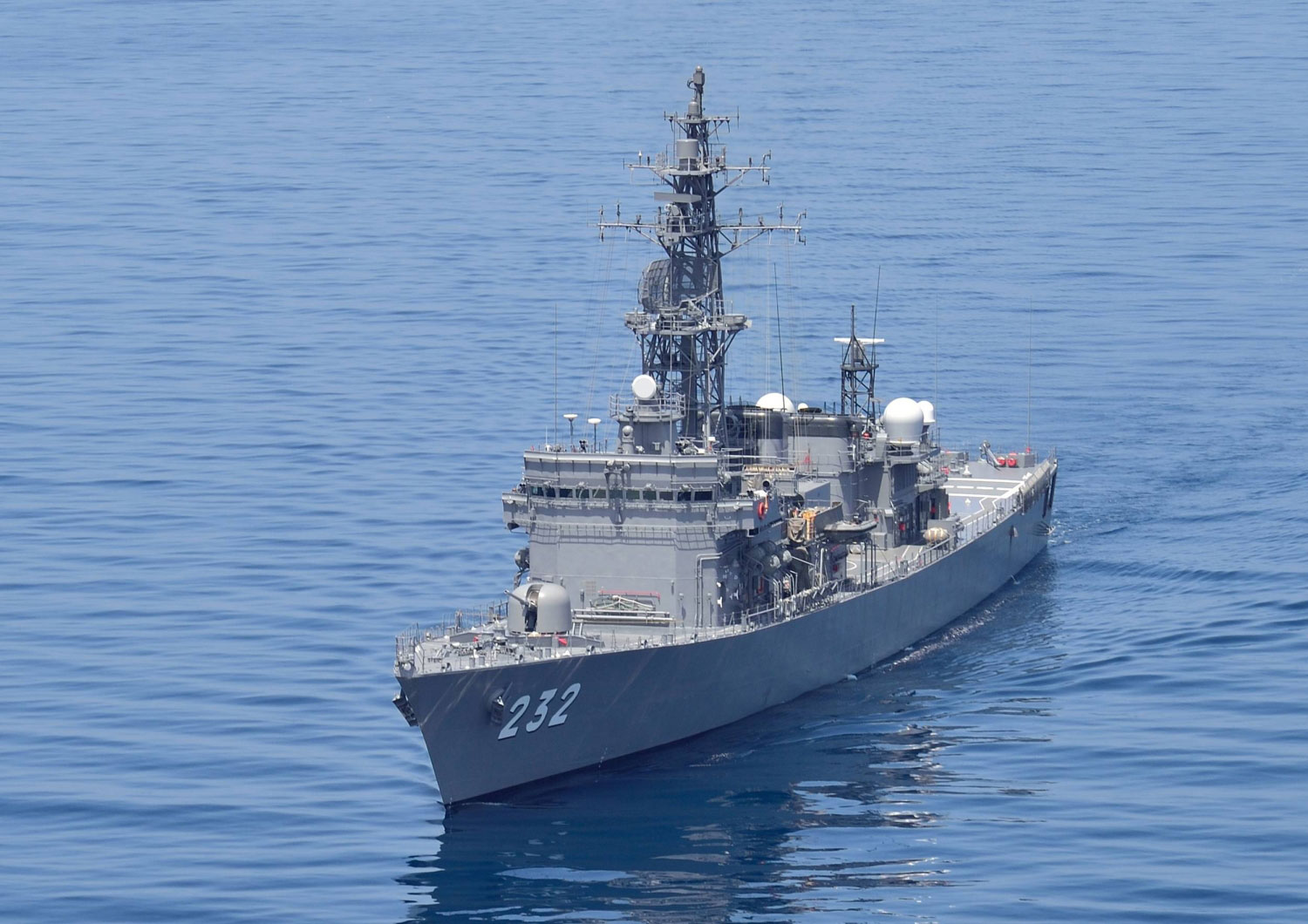 প্রাণঘাতী অস্ত্র রপ্তানির নিষেধাজ্ঞা তুলে নিল জাপান