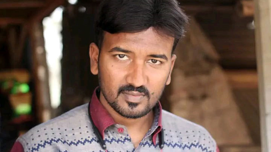 রানা প্রতাপকে বরফকল থেকে ডেকে নিয়ে মাথায় গুলি করে মোটরসাইকেলে আসা তিন সন্ত্রাসী