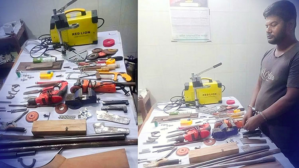 বিলের মধ্যে ময়েজ বাহিনীর গোপন অস্ত্র কারখানা, আটক ২