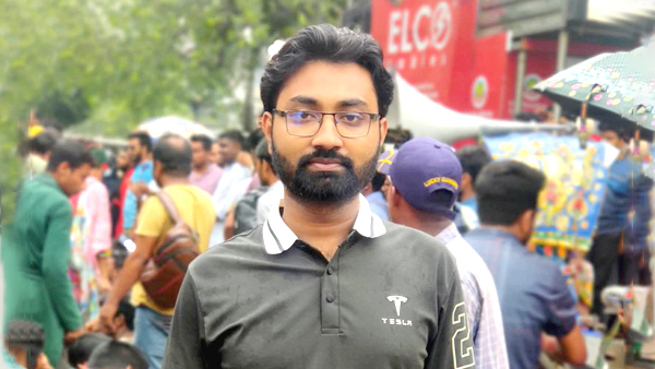 পুরান ঢাকায় বাসার সিঁড়িতে জবি ছাত্রদল নেতার রক্তাক্ত লাশ