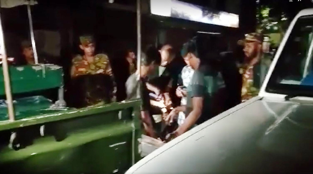 জেনেভা ক্যাম্পে তরুণকে গলা কেটে হত্যার পর যৌথবাহিনীর অভিযান, গ্রেপ্তার ৫