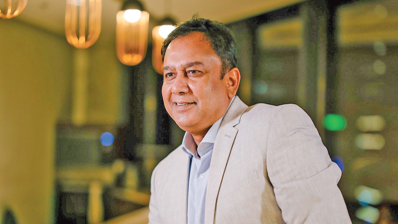 ‘উৎসব’ দেখতে গিয়ে আবেগপ্রবণ জাহিদ হাসান