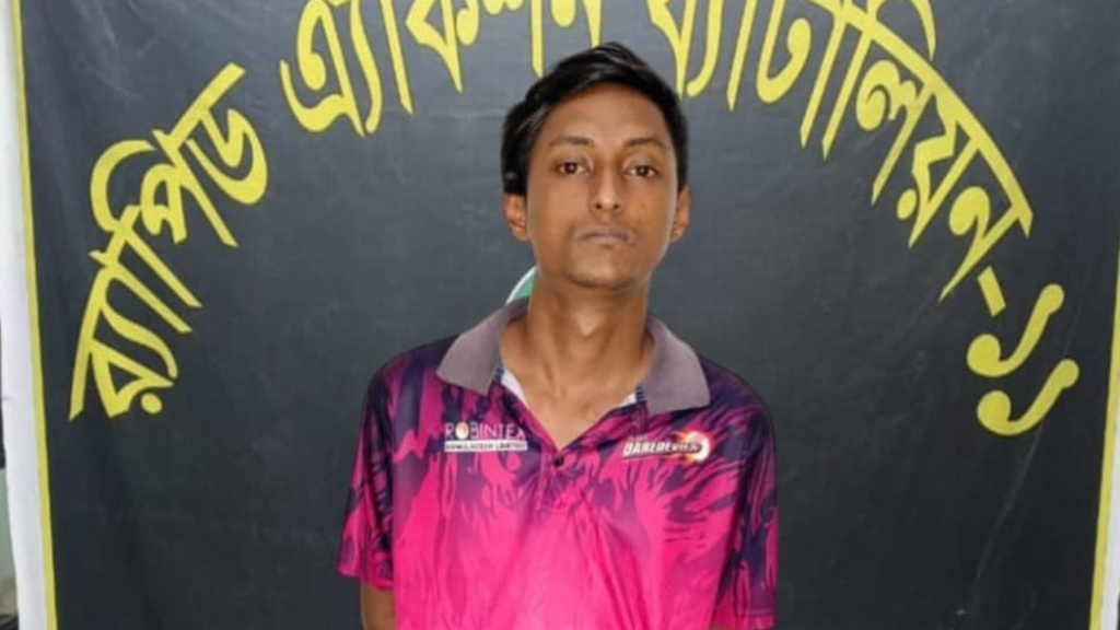 নারায়ণগঞ্জে ব্যবসায়ী মামুন হত্যার প্রধান আসামি ছাত্রদল নেতা বাবু গ্রেপ্তার