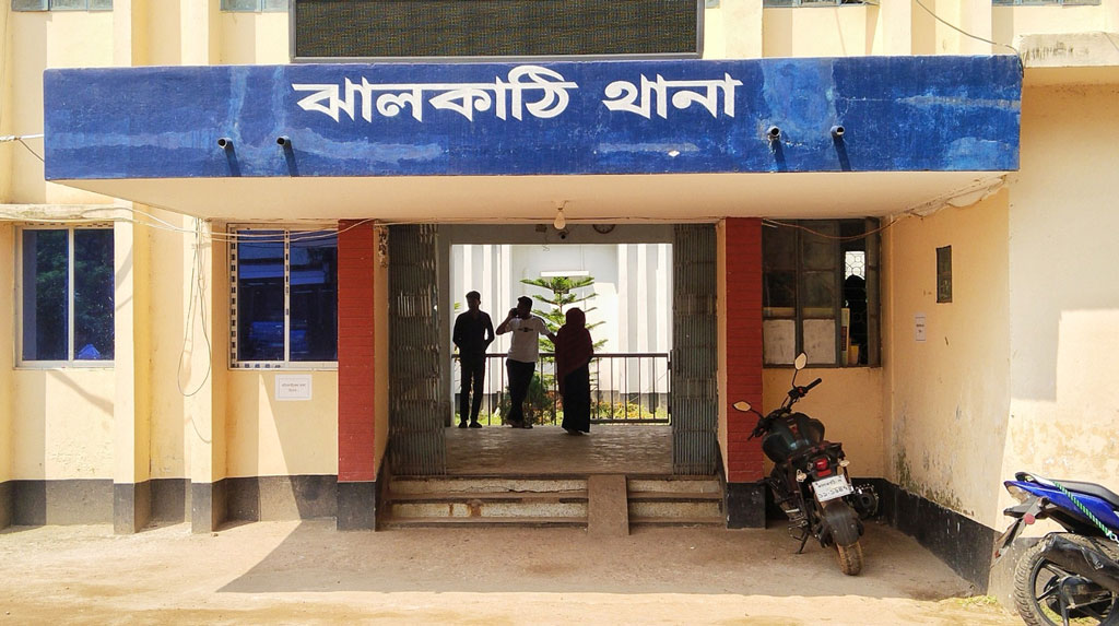ঘুষের অভিযোগ সাজিয়ে এএসআইকে ফাঁসানোর চেষ্টায় মামলা
