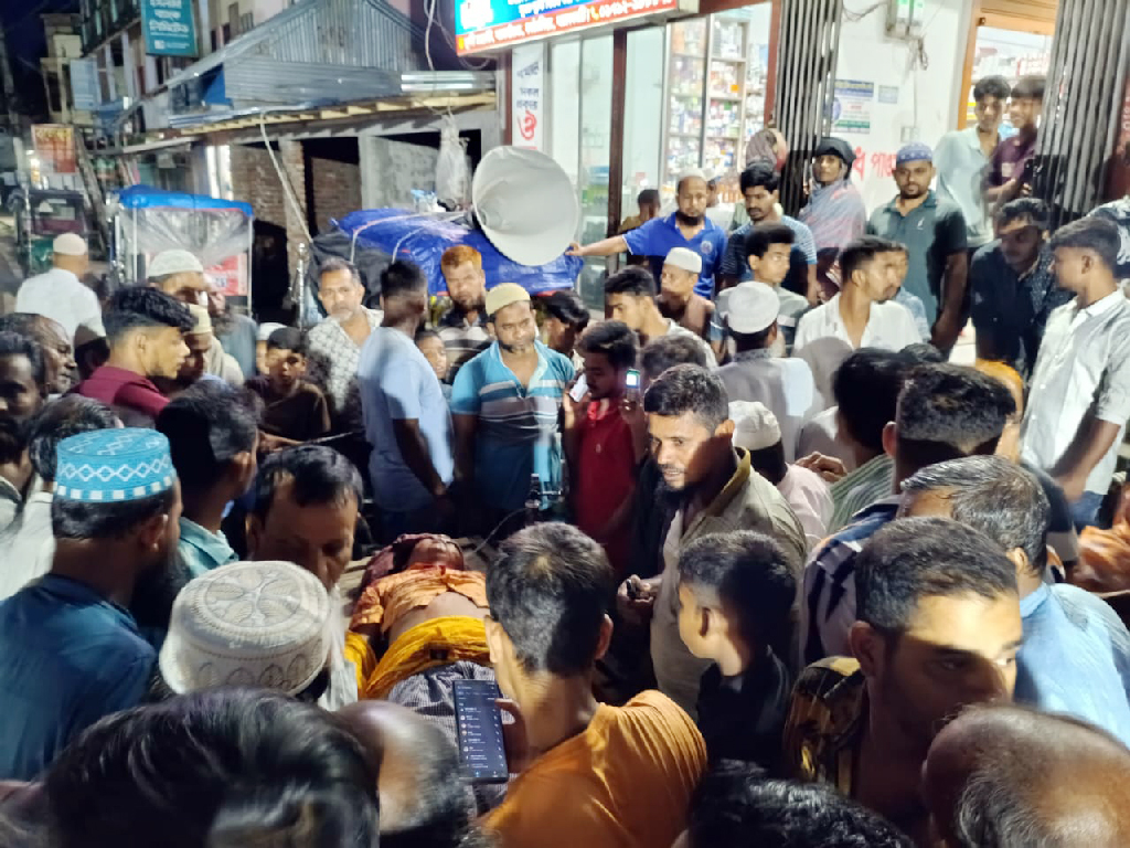 কাঠালিয়ায় শাবল-হাতুড়ির আঘাতে স্বামী নিহত, দ্বিতীয় স্ত্রী আটক