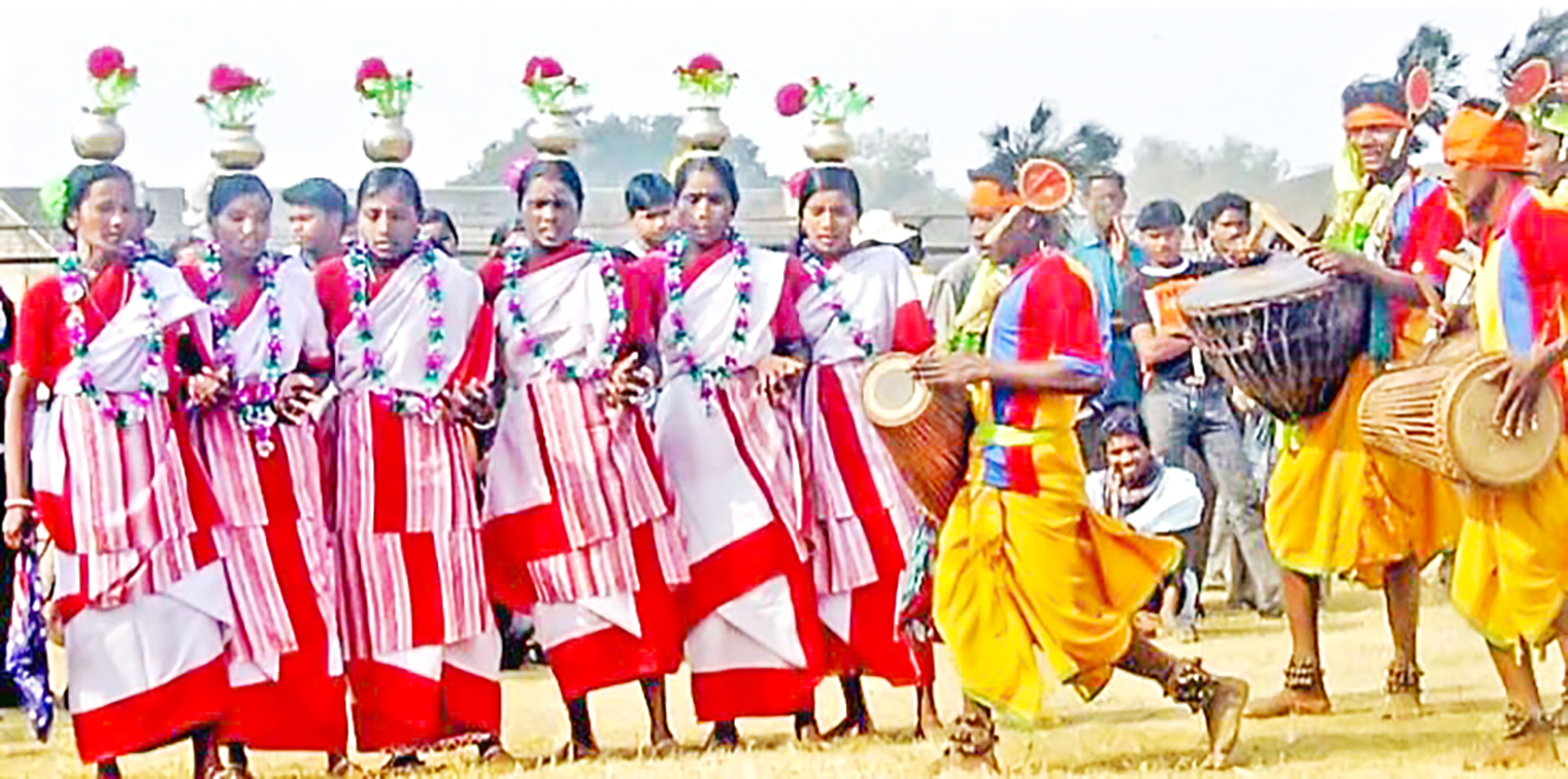 ঝুমুর নাচ