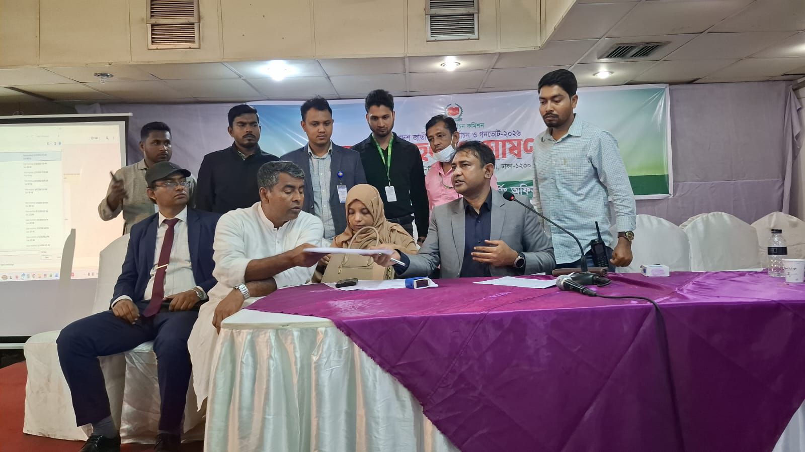 ঢাকা-১৮ আসনে ধানের শীষের জাহাঙ্গীর বিজয়ী