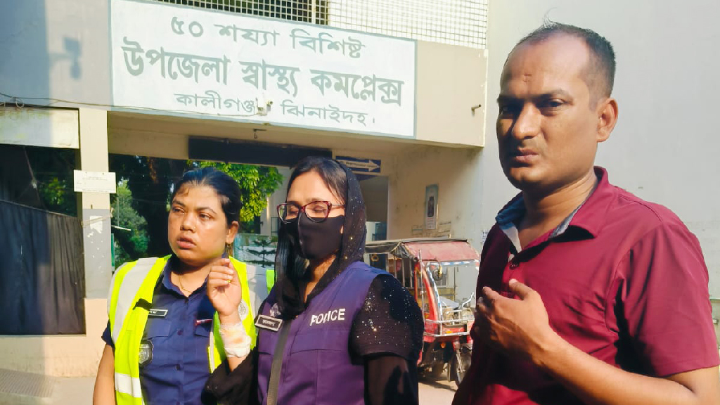 কিশোরীকে বিয়ে, উদ্ধারে গিয়ে হামলায় আহত পুলিশের ৩ সদস্য