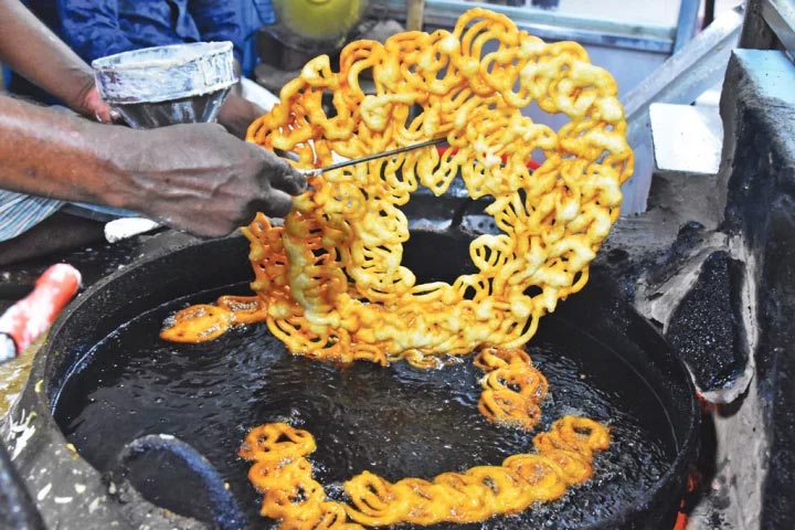 বাটার মোড়ের জিলাপি