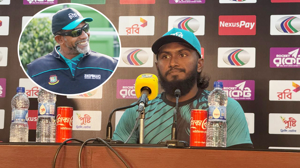 জাকেরকে নিয়ে বর্ণবিদ্বেষী কথাবার্তায় খেপেছেন সিমন্স