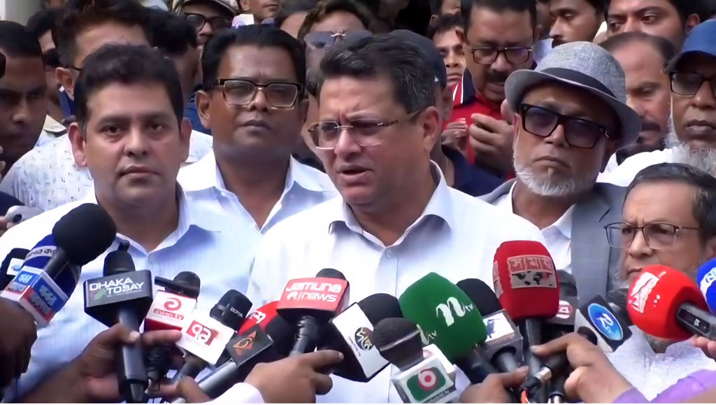 ২৪ দিনে রাজউকের প্ল্যান অনুমোদনের উদ্যোগ, নারায়ণগঞ্জের জন্য বিশেষ মাস্টারপ্ল্যান: গণপূর্তমন্ত্রী