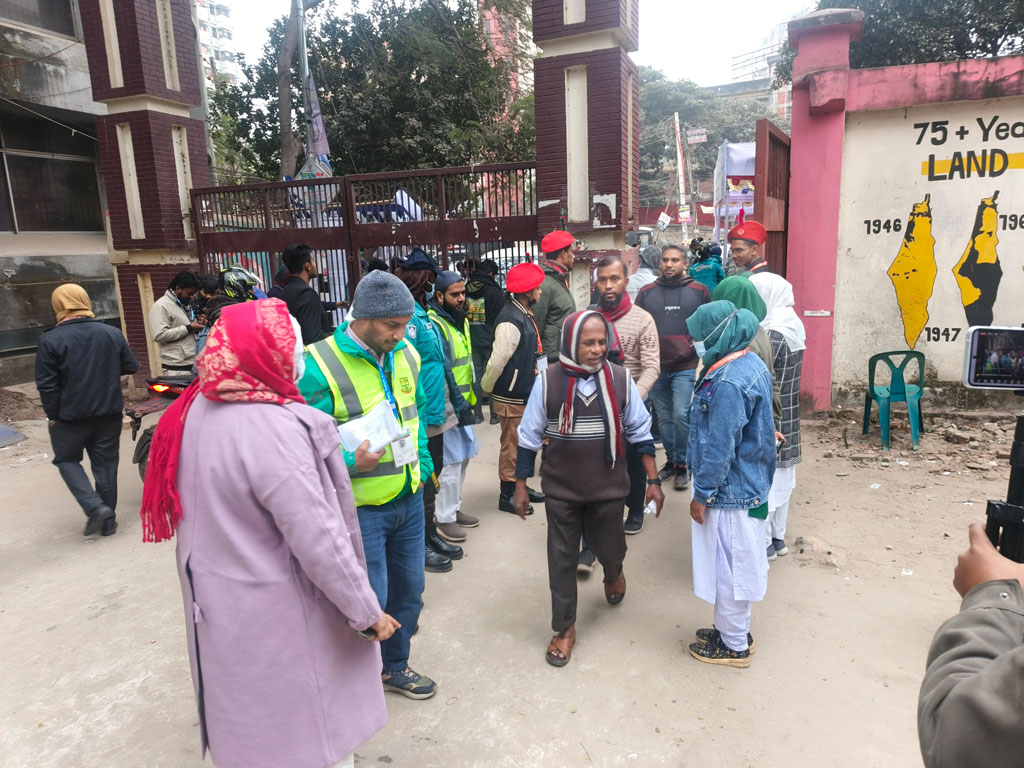 ‎জকসু নির্বাচন: ‎কড়া নজরদারিতে ক্যাম্পাসে শিক্ষক কর্মকর্তাদের প্রবেশ