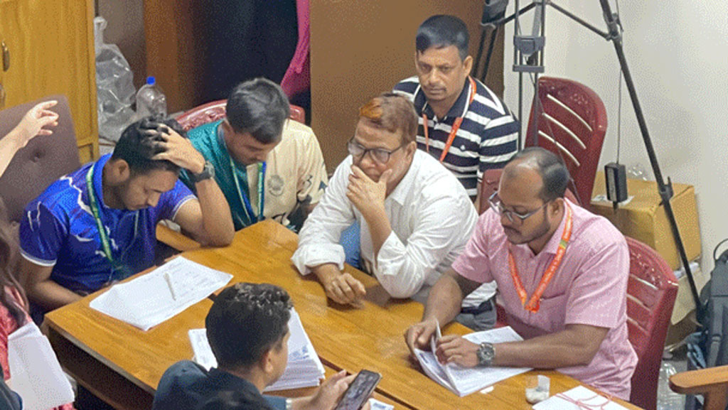 ৩টি হলের ভোট গণনা বাকি