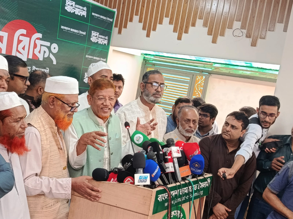 আগামীকাল জুলাই সনদ বাস্তবায়নের অধিবেশন না ডাকলে রাজপথে যাবে ১১ দল