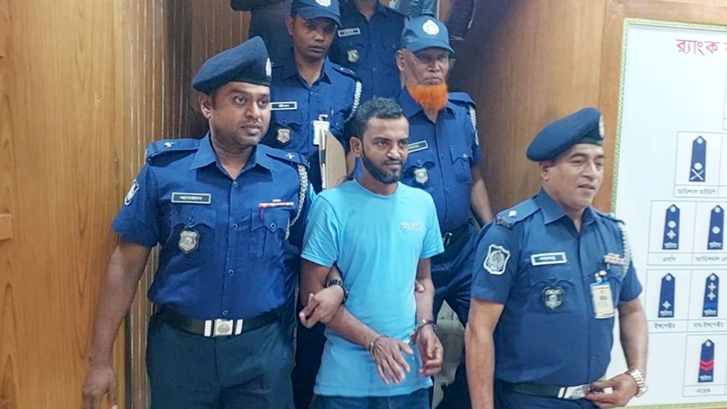 মিথ্যা পরিচয়ে সম্পর্ক-বিয়ে, পরে খুন