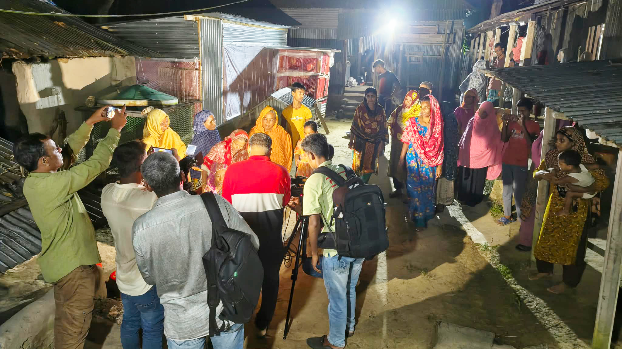মা, মেয়ে আর নাতিকে নিয়ে গাজীপুরে ফেরা হলো না মোফাজ্জলের