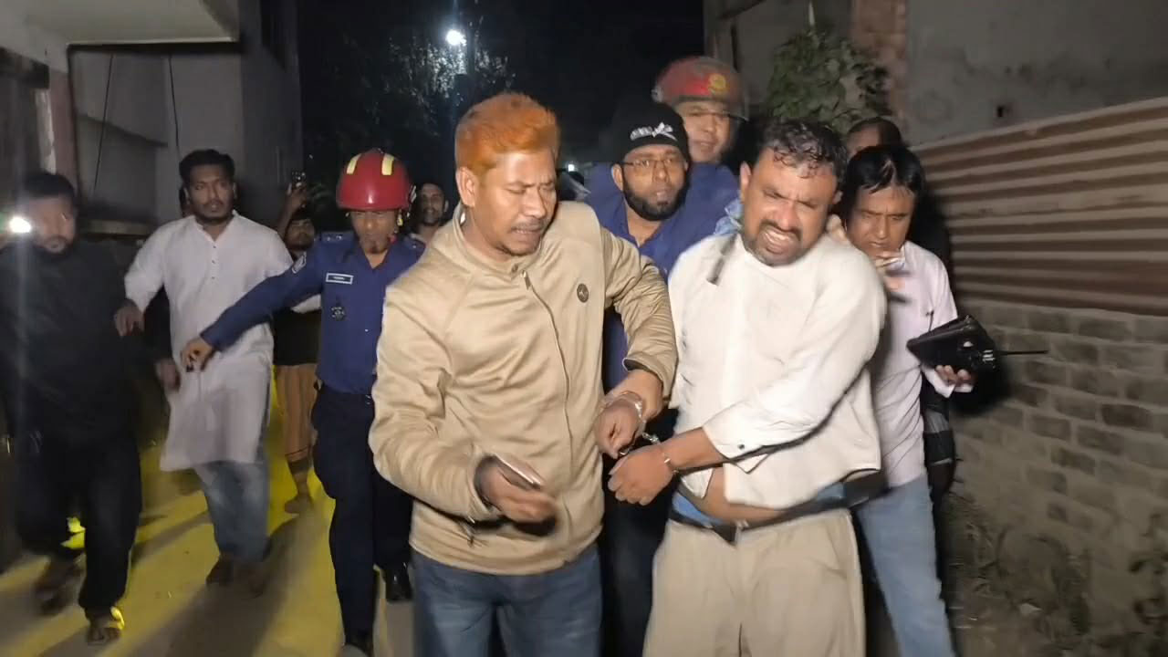 জামালপুরে স্ত্রীকে হত্যার পর মরদেহ পোড়ানোর চেষ্টা, আইনজীবী স্বামী আটক