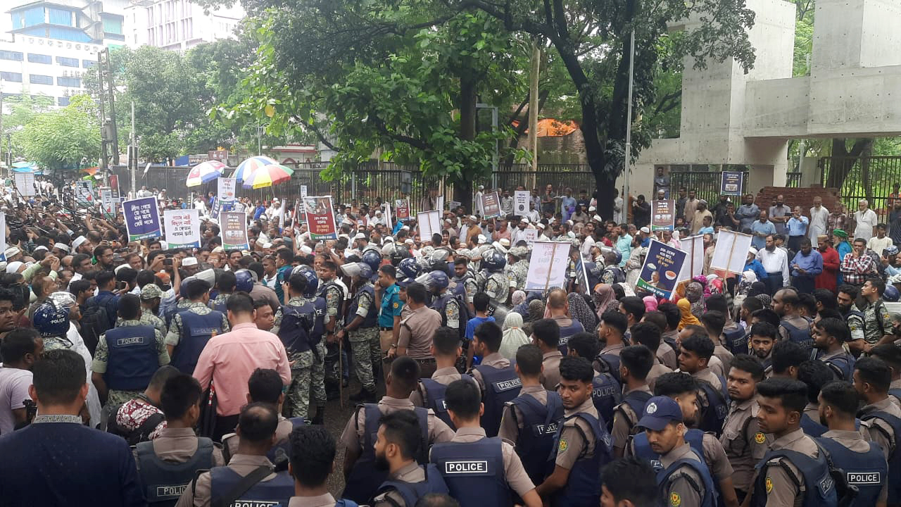 গণভোটের রায় বাস্তবায়নে ১৪ নভেম্বর রাজধানীতে ১১ দলের মহাসমাবেশ