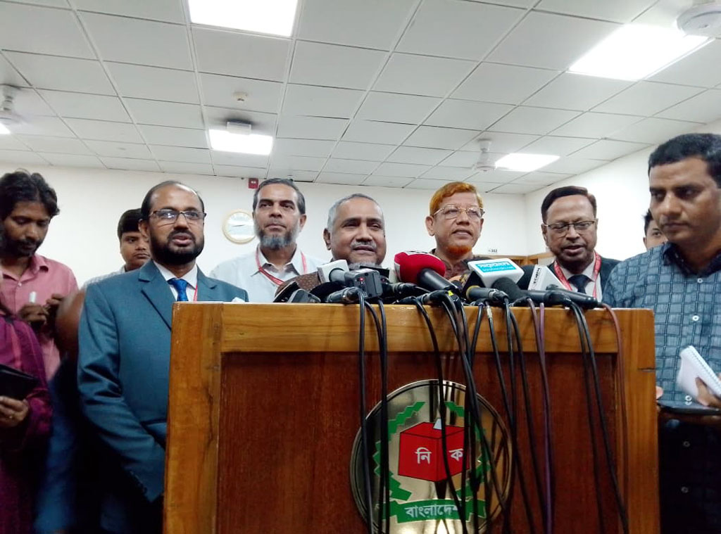 নভেম্বরে গণভোট চায় জামায়াত