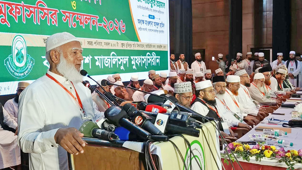 সাদা কাপড়ে দাগ বেশি লাগে: জামায়াত আমির
