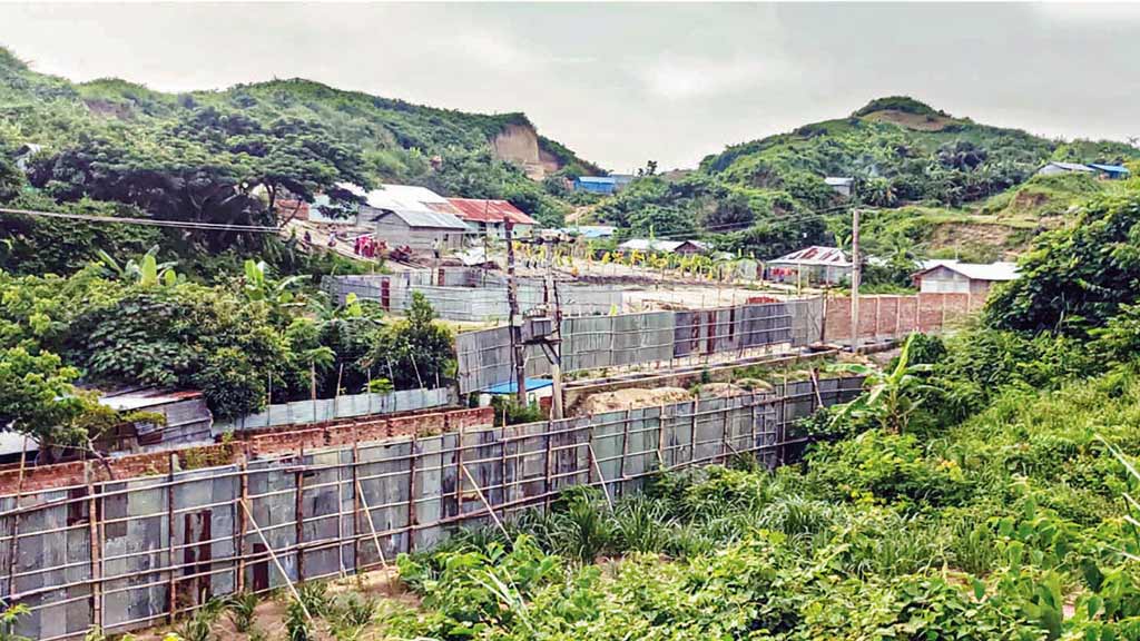 জঙ্গল সলিমপুরে র্যাবের ক্যাম্পে ইয়াসিন বাহিনীর গুলি